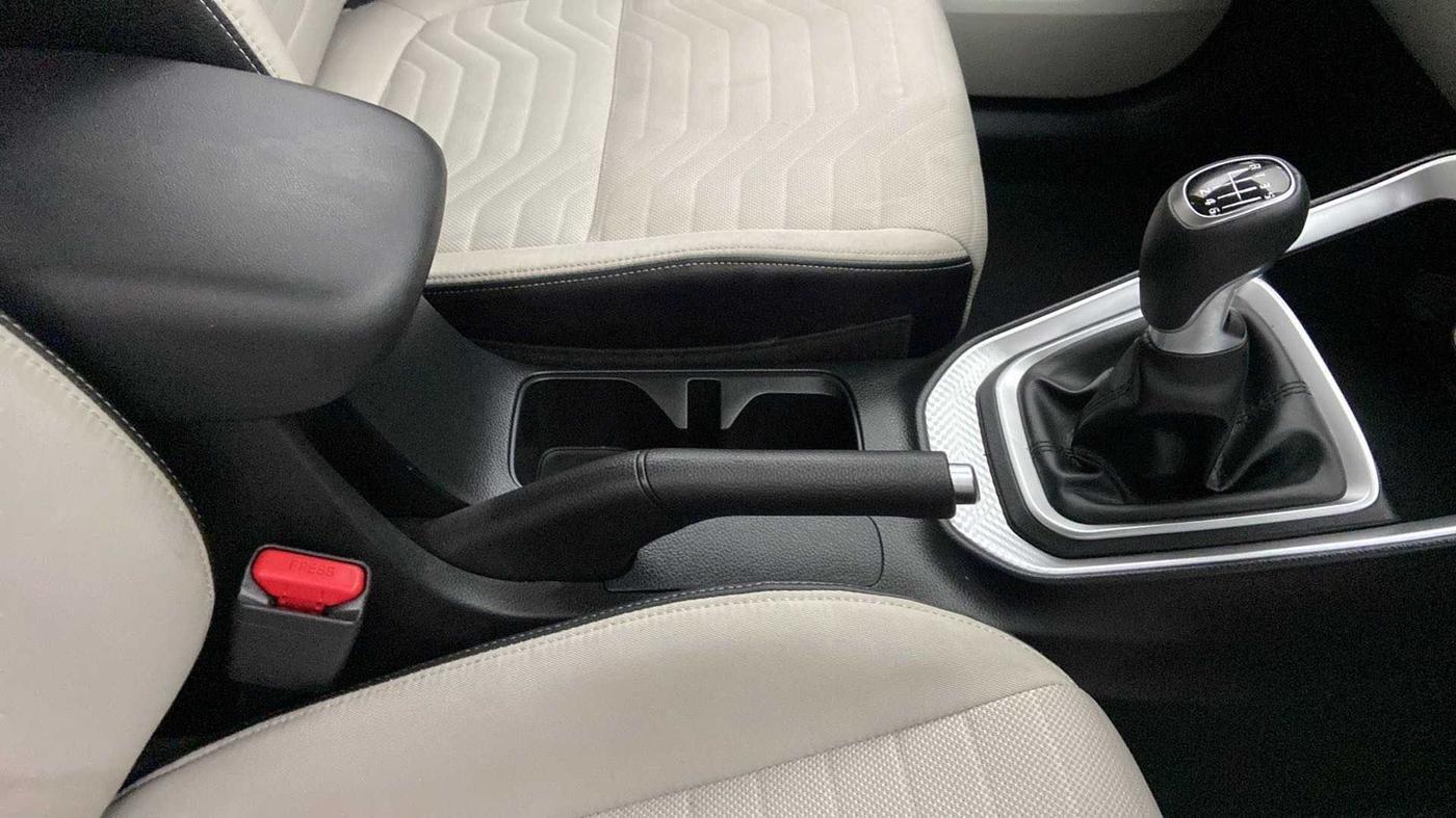 2021 KIA SONET HTX 1.0 IMT, Petrol, Manual, 24,996 km, Gear Lever