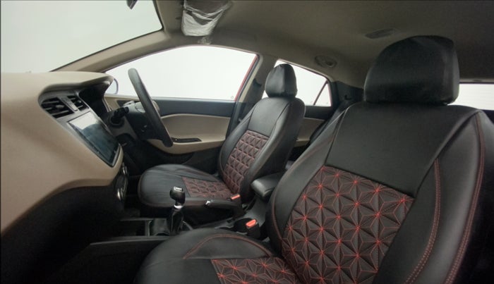 2016 Hyundai Elite i20 ASTA 1.2 (O), Petrol, Manual, 63,178 km, Right Side Front Door Cabin