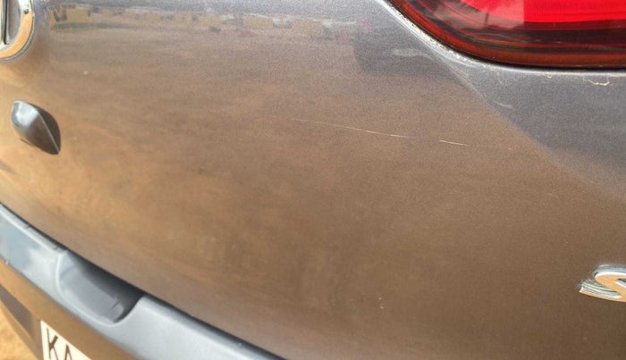 2016 Hyundai Elite i20 SPORTZ 1.2, Petrol, Manual, 58,161 km, Dicky (Boot door) - Slightly dented