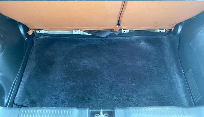 2020 Maruti Swift ZXI PLUS AMT, Petrol, Automatic, 45,992 km, Boot Inside