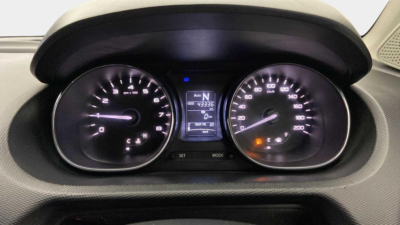 2017 Tata Tiago XZA PETROL, Petrol, Automatic, 43,322 km, Odometer Image