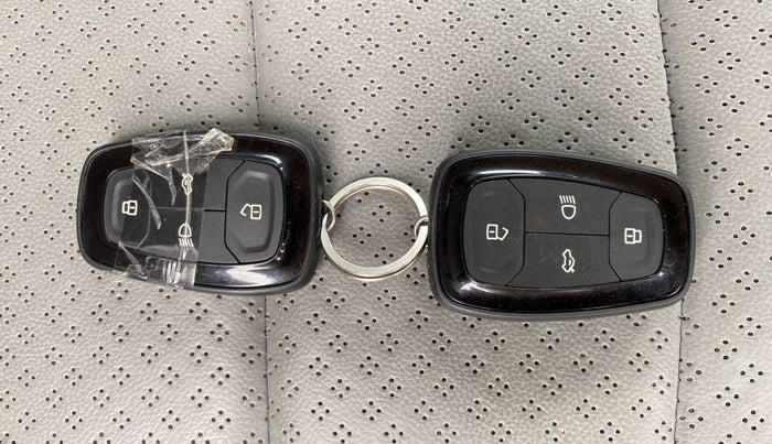 2023 Tata TIAGO NRG XZ AMT, Petrol, Automatic, 7,402 km, Key Close Up