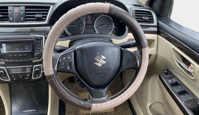 2017 Maruti Ciaz VXI+, Petrol, Manual, 62,978 km, Steering Wheel Close Up