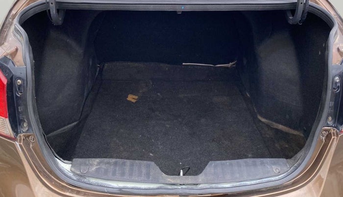 2017 Maruti Ciaz VXI+, Petrol, Manual, 62,978 km, Boot Inside