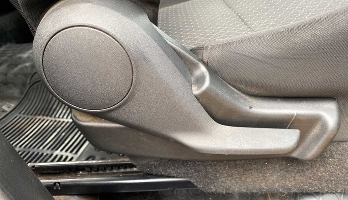 2021 Maruti IGNIS SIGMA 1.2, Petrol, Manual, 40,034 km, Driver Side Adjustment Panel