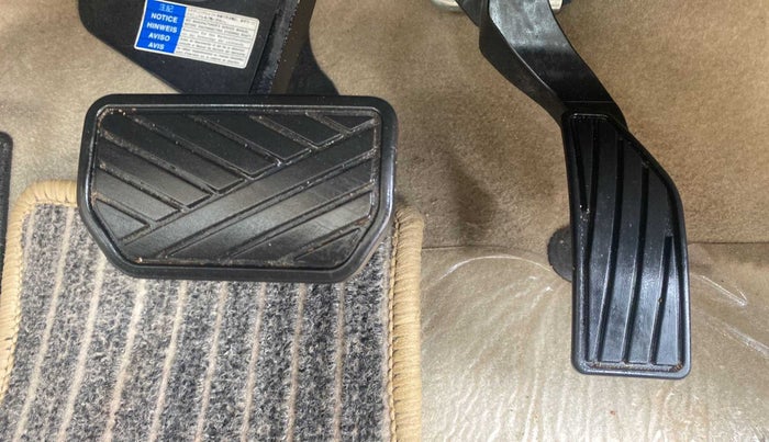 2019 Maruti Ciaz ALPHA  AT 1.5 SHVS PETROL, Petrol, Automatic, 29,041 km, Pedals