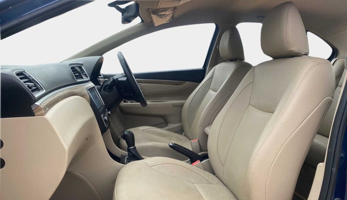 2019 Maruti Ciaz ALPHA  AT 1.5 SHVS PETROL, Petrol, Automatic, 29,041 km, Right Side Front Door Cabin