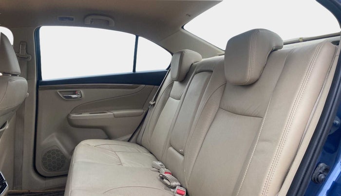 2019 Maruti Ciaz ALPHA  AT 1.5 SHVS PETROL, Petrol, Automatic, 29,041 km, Right Side Rear Door Cabin