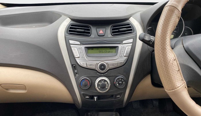 2015 Hyundai Eon MAGNA +, Petrol, Manual, 33,216 km, Air Conditioner