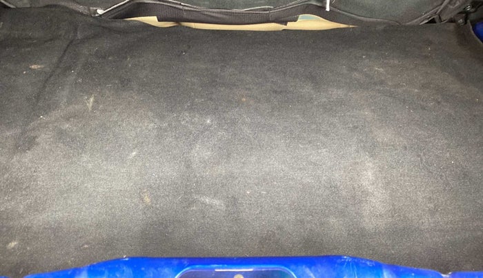 2015 Hyundai Eon MAGNA +, Petrol, Manual, 33,216 km, Boot Inside