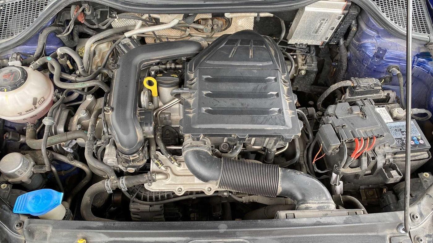 2021 Volkswagen Polo HIGHLINE PLUS 1.0L TSI AT, Petrol, Automatic, 44,597 km, Open Bonet