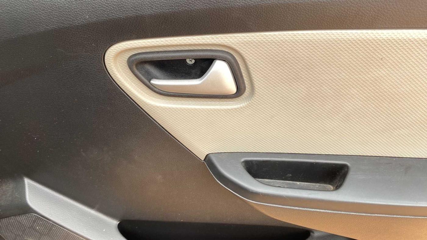 2020 Maruti Alto LXI O, Petrol, Manual, 2,701 km, Driver Side Door Panels Control
