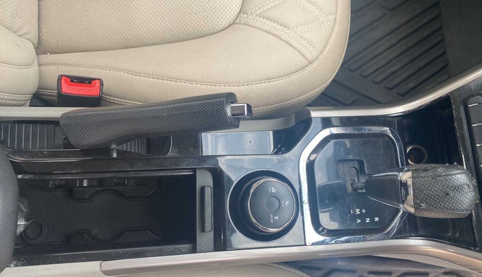 2019 Tata NEXON XZA PLUS PETROL DUAL TONE, Petrol, Automatic, 39,347 km, Gear Lever