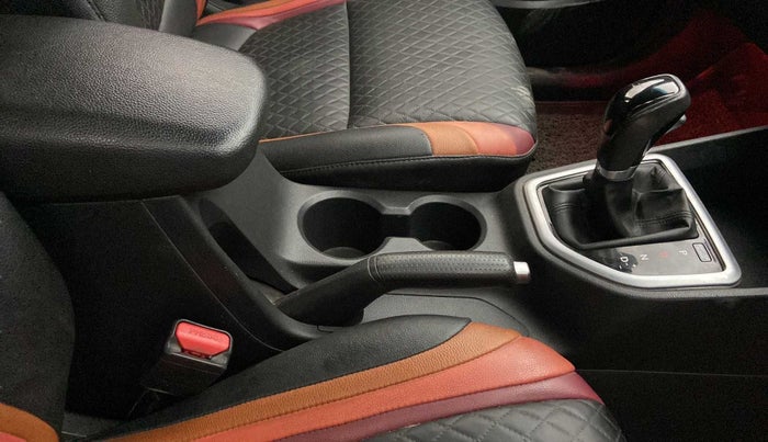 2017 Hyundai Creta SX PLUS AT 1.6 PETROL, Petrol, Automatic, 41,973 km, Gear Lever