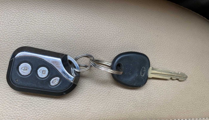 2013 Hyundai i10 SPORTZ 1.2, Petrol, Manual, 46,130 km, Key Close Up