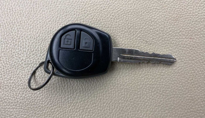 2014 Maruti Swift Dzire VDI, Diesel, Manual, 89,184 km, Key Close Up