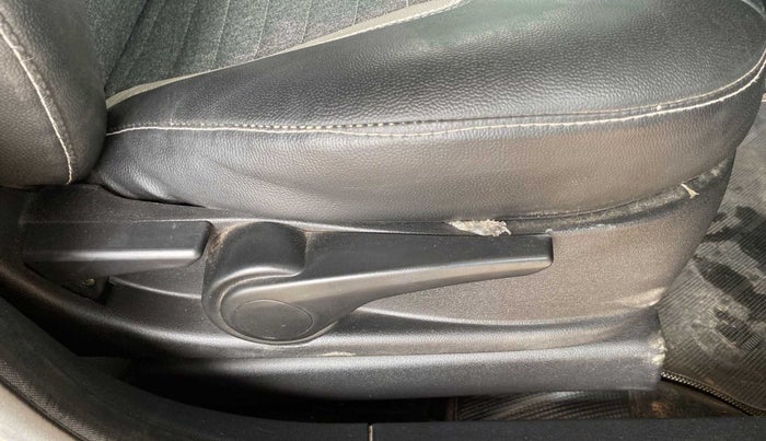 2018 Tata TIGOR XZ PLUS PETROL, CNG, Manual, 44,855 km, Driver Side Adjustment Panel