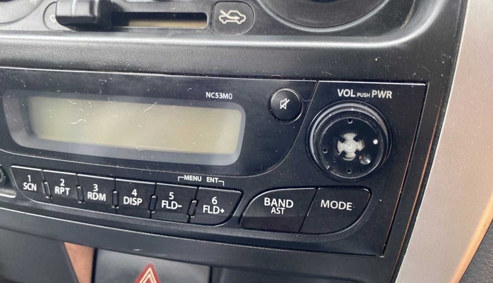 2013 Maruti Alto 800 VXI, Petrol, Manual, 46,784 km, Infotainment system - Button has minor damage
