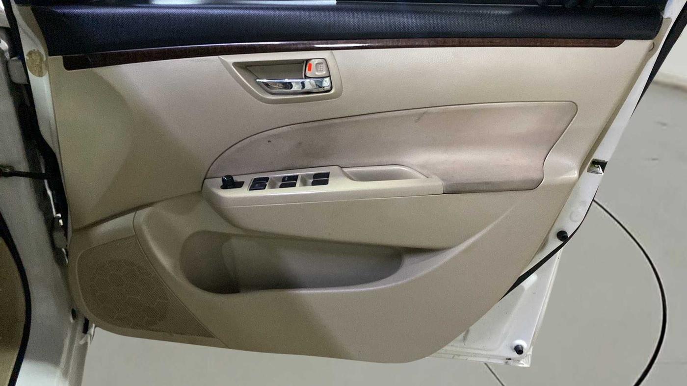 2014 Maruti Swift Dzire VXI, Petrol, Manual, 42,105 km, Driver Side Door Panels Control