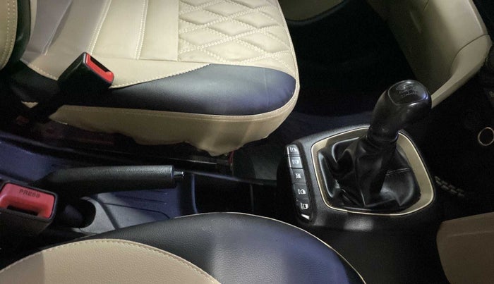 2019 Hyundai NEW SANTRO SPORTZ CNG, CNG, Manual, 1,09,496 km, Gear Lever