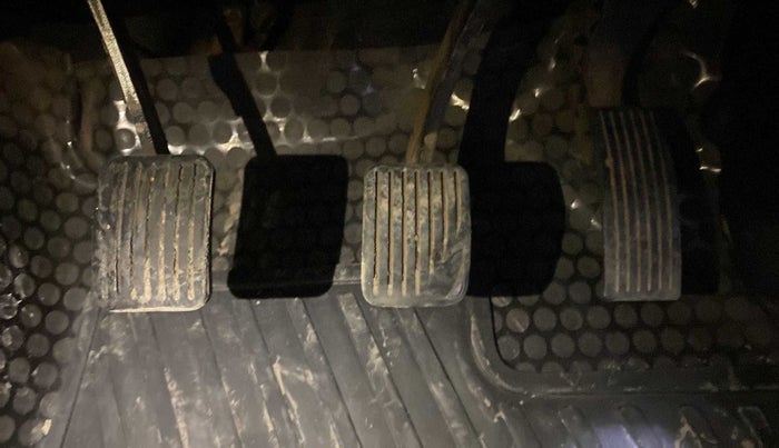 2019 Hyundai NEW SANTRO SPORTZ CNG, CNG, Manual, 1,09,496 km, Pedals