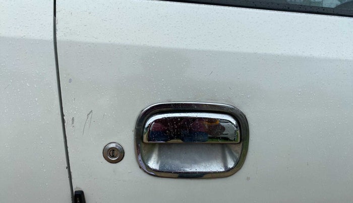 2019 Maruti New Wagon-R VXI 1.0 AMT, Petrol, Automatic, 95,456 km, Driver-side door - Minor scratches