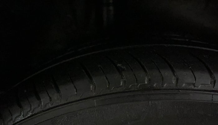 2017 Honda WR-V 1.2L I-VTEC VX MT, Petrol, Manual, 70,024 km, Right Rear Tyre Tread