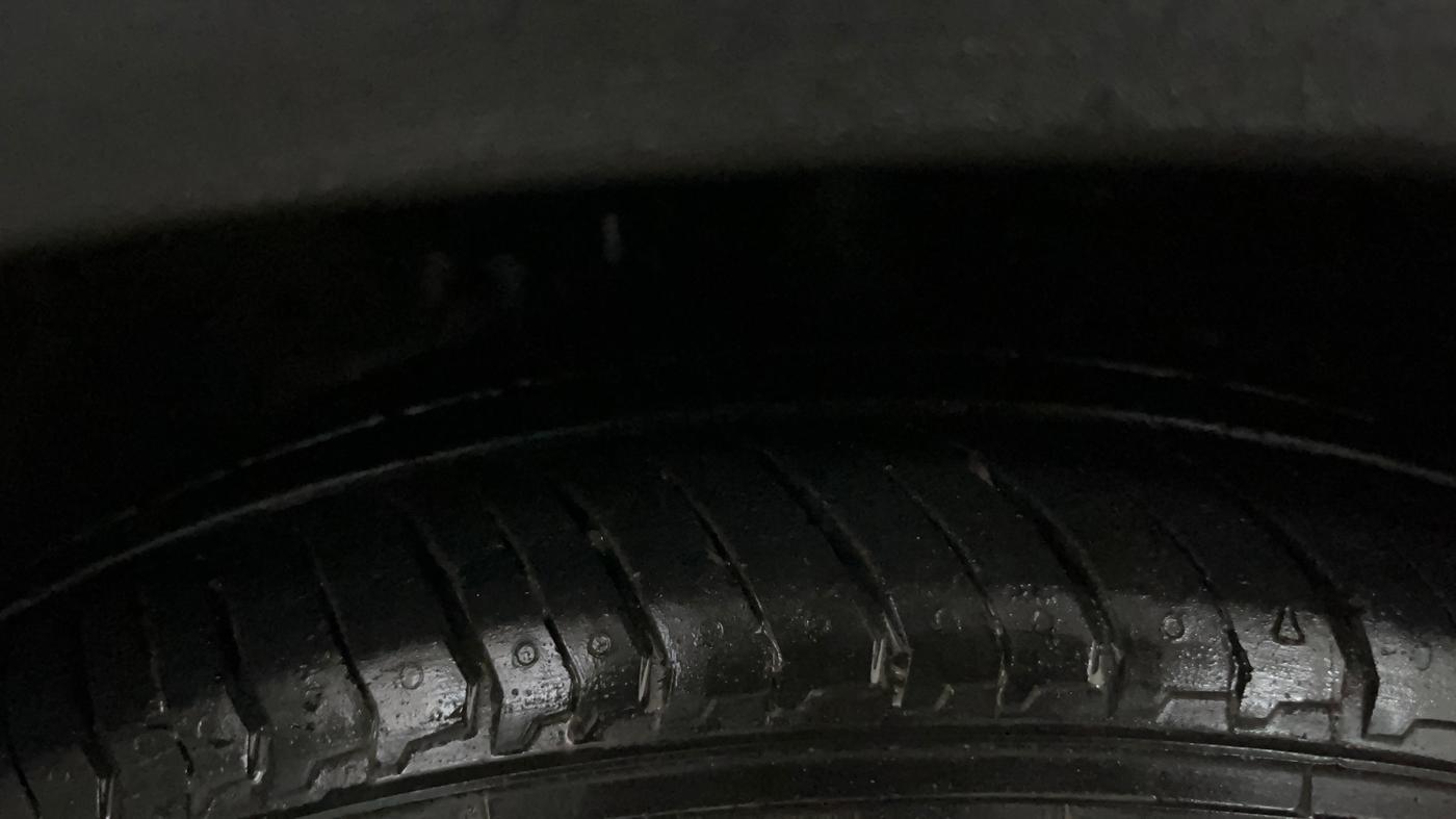 2017 Honda WR-V 1.2L I-VTEC VX MT, Petrol, Manual, 70,073 km, Right Front Tyre Tread