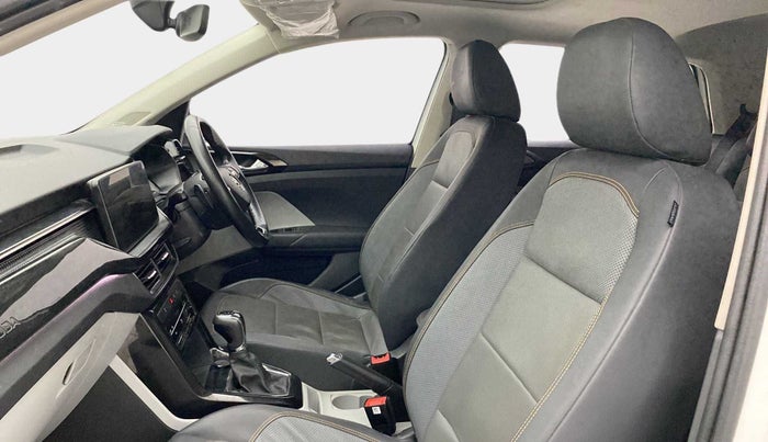 2022 Skoda KUSHAQ STYLE 1.0L TSI AT (6 AIRBAGS), Petrol, Automatic, 20,096 km, Right Side Front Door Cabin