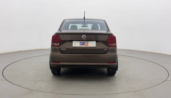 2017 Volkswagen Ameo HIGHLINE PLUS 1.5L AT 16 ALLOY, Diesel, Automatic, 80,448 km, Back/Rear