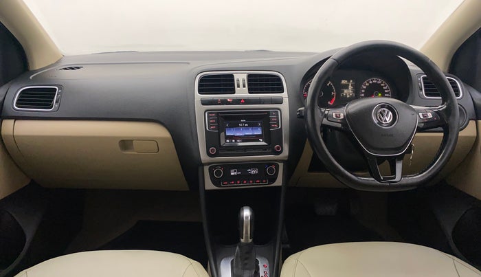 2017 Volkswagen Ameo HIGHLINE PLUS 1.5L AT 16 ALLOY, Diesel, Automatic, 80,448 km, Dashboard