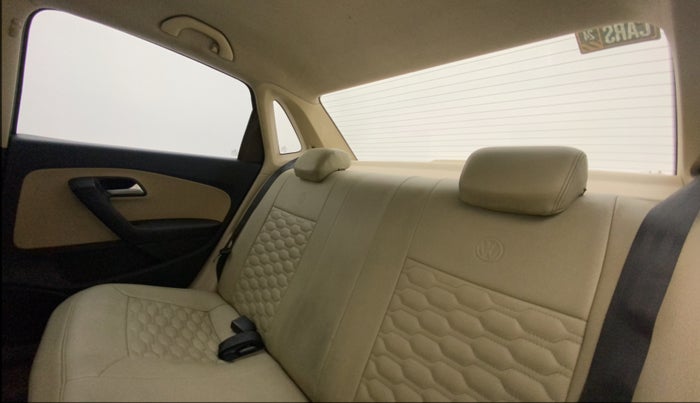 2017 Volkswagen Ameo HIGHLINE PLUS 1.5L AT 16 ALLOY, Diesel, Automatic, 80,448 km, Right Side Rear Door Cabin