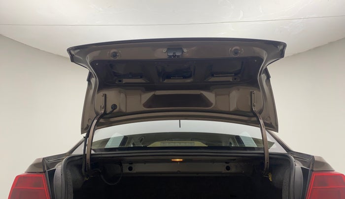 2017 Volkswagen Ameo HIGHLINE PLUS 1.5L AT 16 ALLOY, Diesel, Automatic, 80,448 km, Boot Door Open