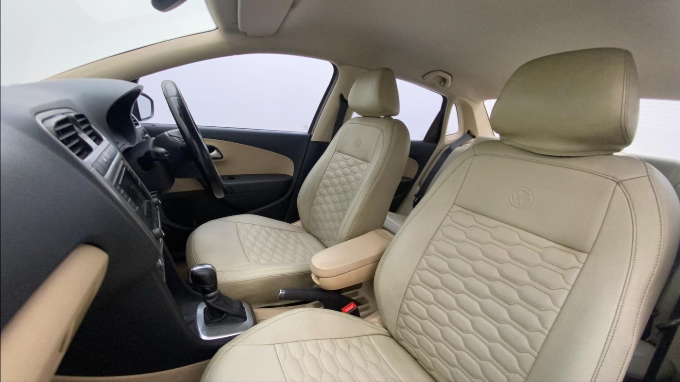 2017 Volkswagen Ameo HIGHLINE PLUS 1.5L AT 16 ALLOY, Diesel, Automatic, 80,448 km, Right Side Front Door Cabin