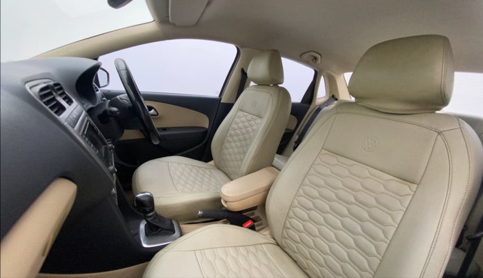 2017 Volkswagen Ameo HIGHLINE PLUS 1.5L AT 16 ALLOY, Diesel, Automatic, 80,448 km, Right Side Front Door Cabin