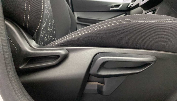 2021 Tata Tiago XZ PLUS PETROL, Petrol, Manual, 20,100 km, Driver Side Adjustment Panel