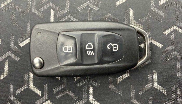 2021 Tata Tiago XZ PLUS PETROL, Petrol, Manual, 20,100 km, Key Close Up