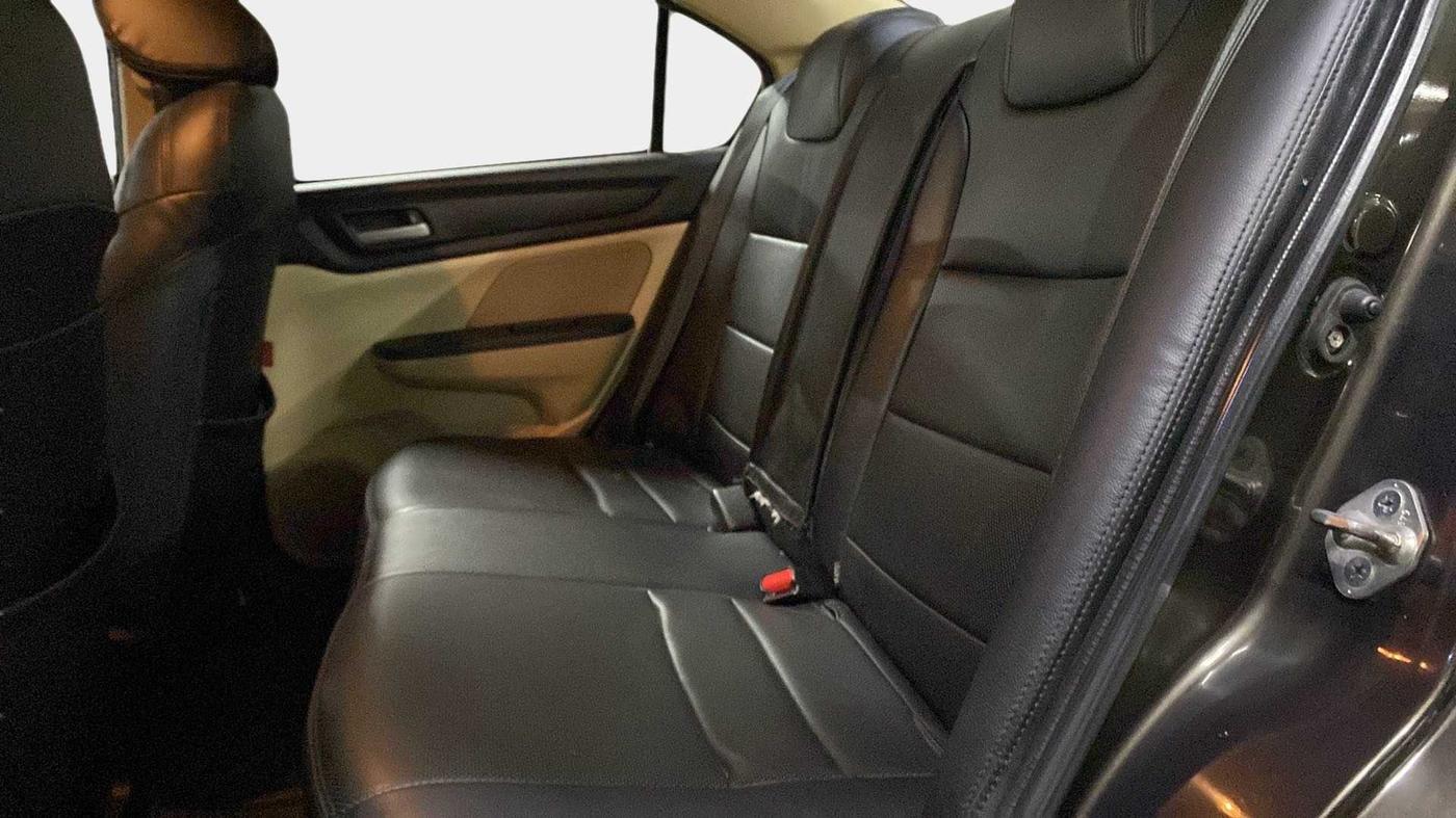 2018 Honda Amaze 1.2L I-VTEC VX, Petrol, Manual, 47,710 km, Right Side Rear Door Cabin