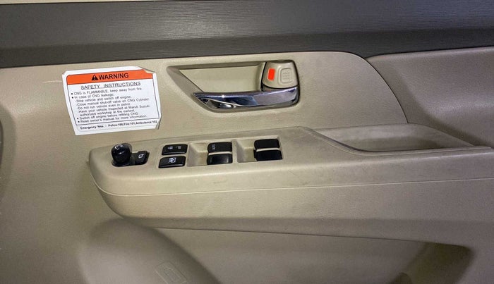 2022 Maruti Ertiga VXI CNG, CNG, Manual, 18,812 km, Driver Side Door Panels Control