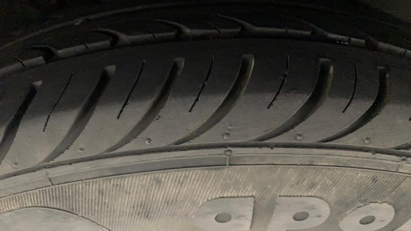 2012 Hyundai i10 SPORTZ 1.2, Petrol, Manual, 98,993 km, Left Rear Tyre Tread