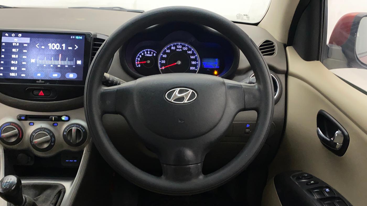 2012 Hyundai i10 SPORTZ 1.2, Petrol, Manual, 98,993 km, Steering Wheel Close Up