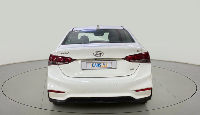 2019 Hyundai Verna 1.6 VTVT SX O, Petrol, Manual, 92,842 km, Back/Rear