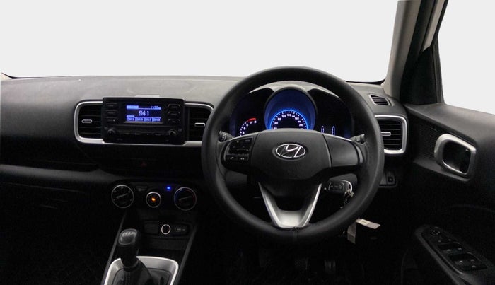 2021 Hyundai VENUE S 1.2, Petrol, Manual, 20,255 km, Steering Wheel Close Up