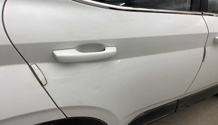 2021 Hyundai VENUE S 1.2, Petrol, Manual, 20,255 km, Right rear door - Slightly dented