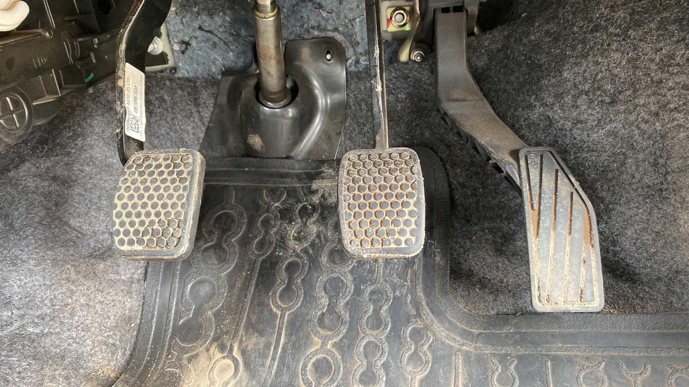 2021 Maruti Alto VXI, Petrol, Manual, 19,253 km, Pedals
