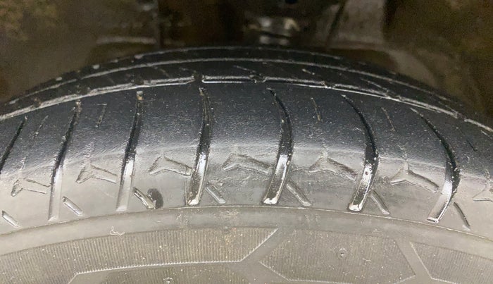 2018 Maruti Wagon R 1.0 VXI (O) AMT, Petrol, Automatic, 89,082 km, Left Front Tyre Tread