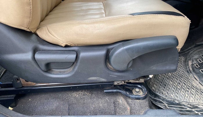 2015 Honda Jazz 1.2L I-VTEC V, Petrol, Manual, 44,362 km, Driver Side Adjustment Panel