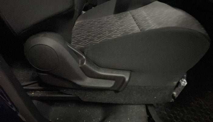 2022 Maruti IGNIS ZETA 1.2, Petrol, Manual, 3,806 km, Driver Side Adjustment Panel