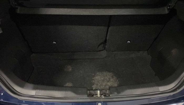 2022 Maruti IGNIS ZETA 1.2, Petrol, Manual, 3,806 km, Boot Inside