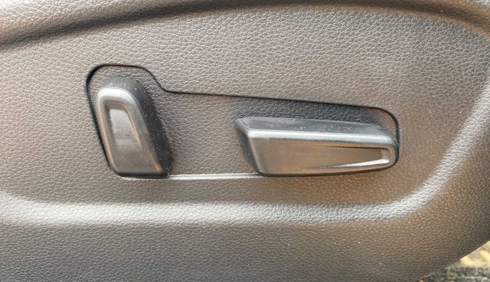 2019 KIA SELTOS GTX PLUS DCT 1.4 PETROL, Petrol, Automatic, 29,077 km, Driver Side Adjustment Panel
